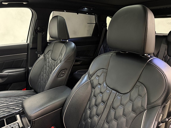 Kia Sorento 19 of 30