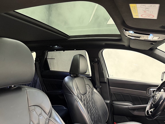 Kia Sorento 27 of 30