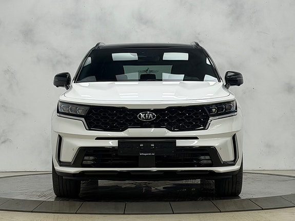 Kia Sorento 3 of 5
