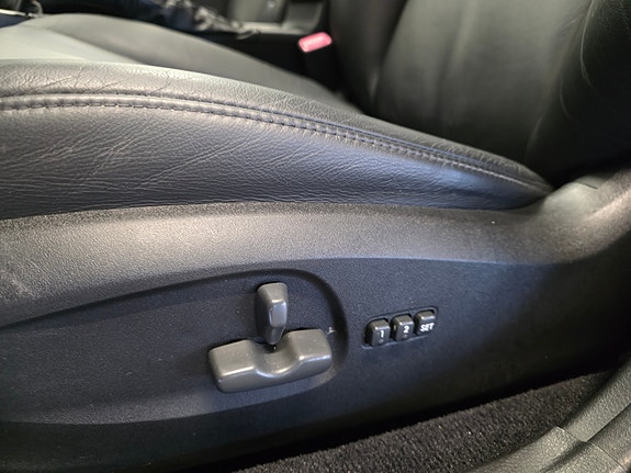 Subaru Legacy 7 of 15
