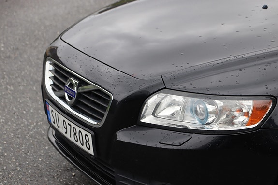 Volvo S40 3 of 15