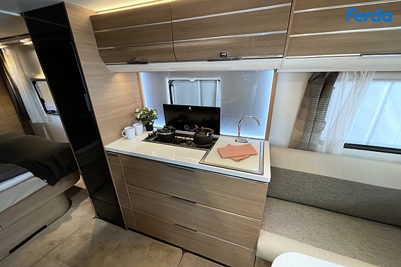 Adria Adora 613UT 4 of 13