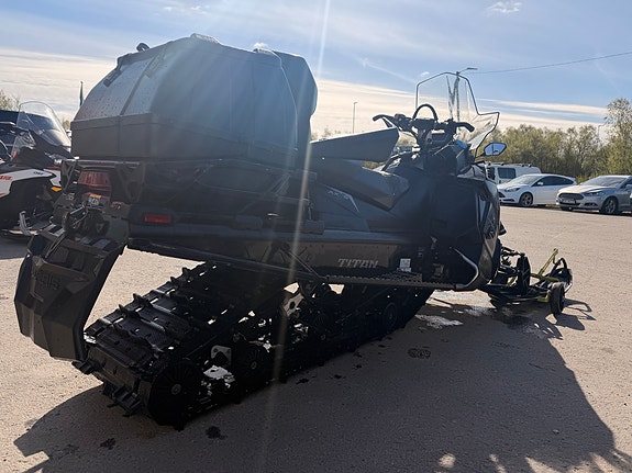 Polaris S4 Titan Adventure 5 of 5