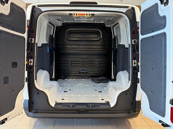 Kia PV5 21 of 24