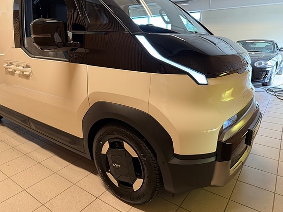Kia PV5 9 of 24