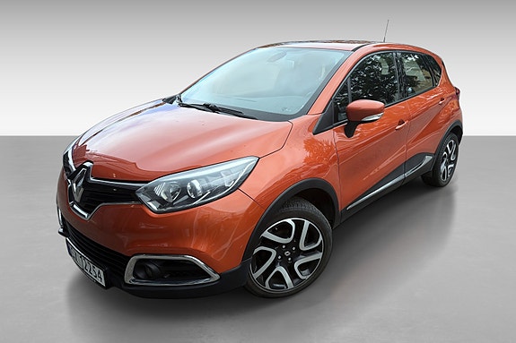 Renault Captur 2 of 5