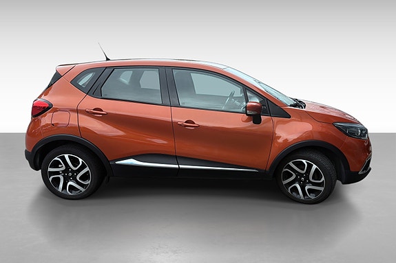 Renault Captur 4 of 5
