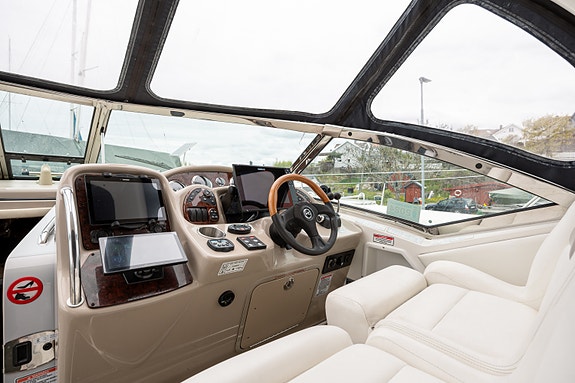 Sea Ray 355 Sundancer - Finans mulig! 25 of 30