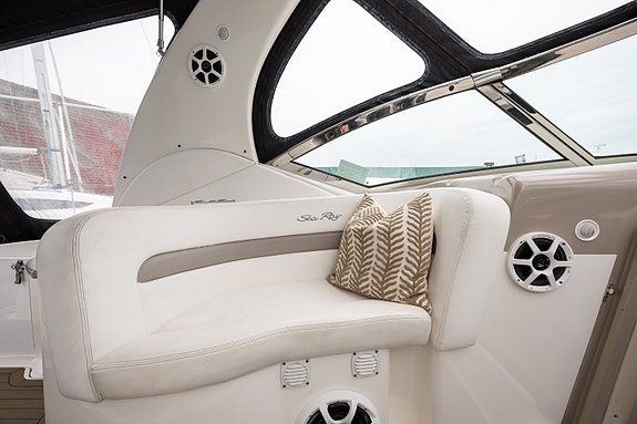 Sea Ray 355 Sundancer - Finans mulig! 26 of 30