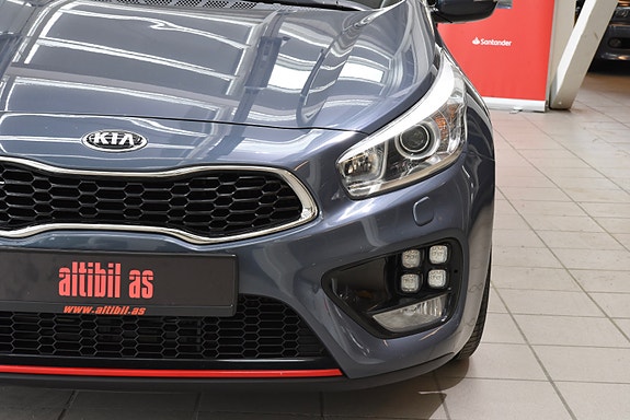 Kia Ceed 4 of 5