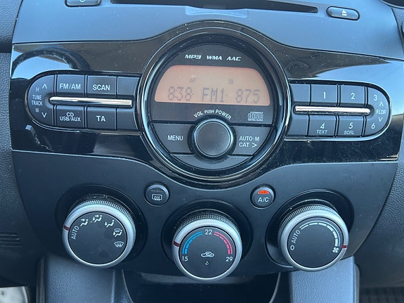 Mazda 2 14 of 14