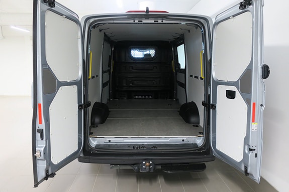 Volkswagen Crafter 9 of 19