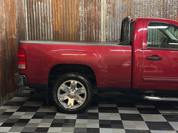 GMC Sierra 5 of 5