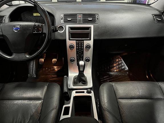 Volvo V50 24 of 30