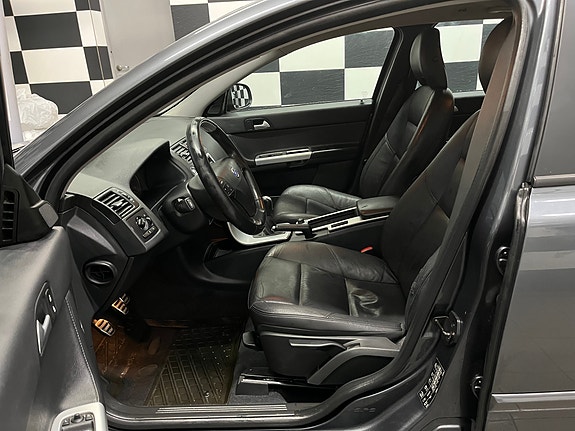 Volvo V50 16 of 30