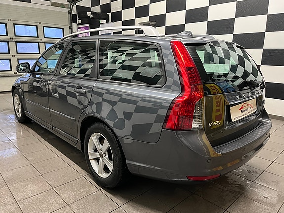 Volvo V50 9 of 30