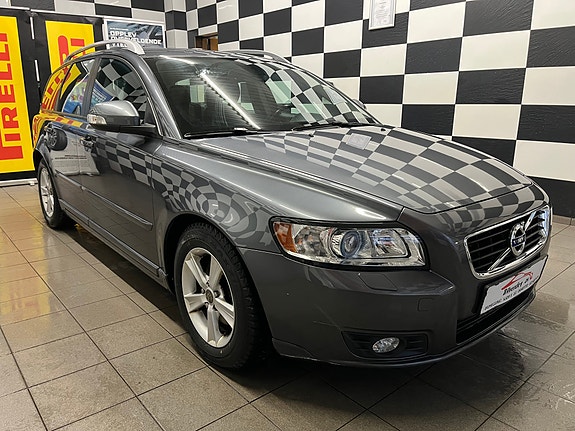 Volvo V50 6 of 30