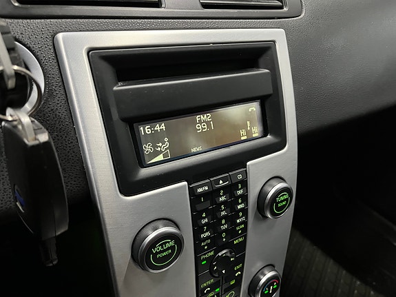 Volvo V50 27 of 30