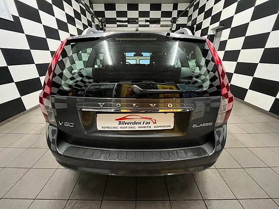 Volvo V50 11 of 30
