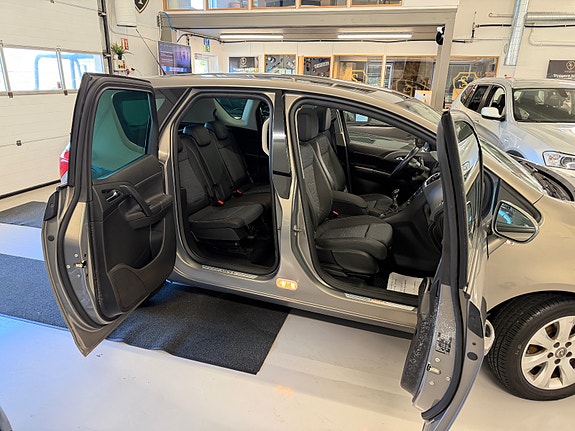 Opel Meriva 14 of 30