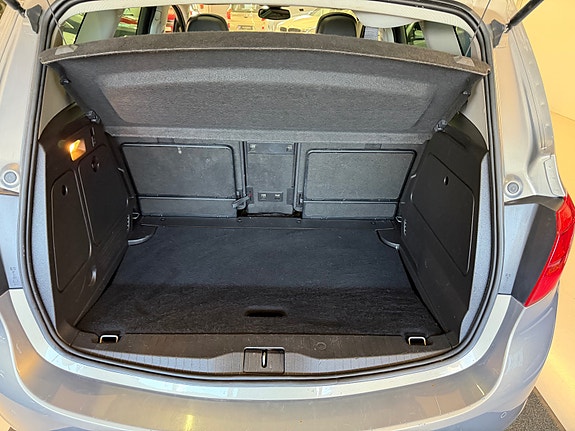 Opel Meriva 10 of 30