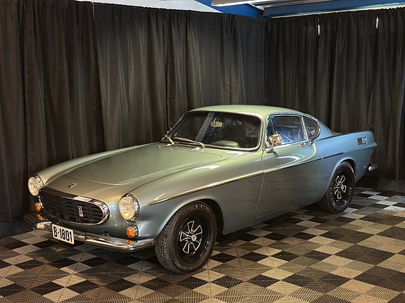 Volvo P1800 2 of 5
