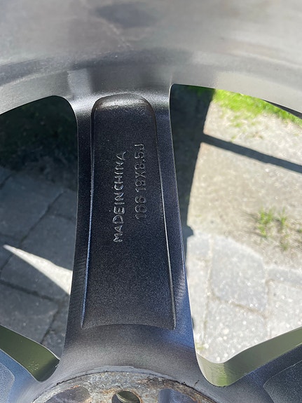 Product image 8 of 9