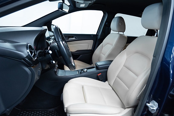 Mercedes-Benz B250 5 of 5