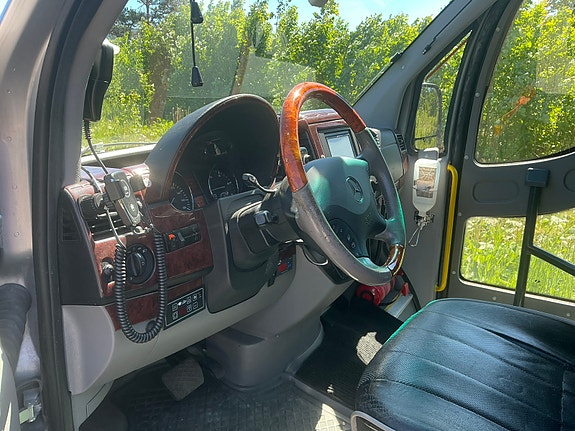 Mercedes-Benz Sprinter 519 8 of 21