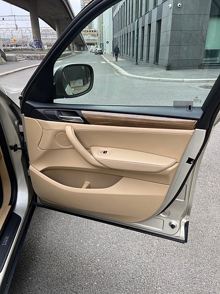 BMW X3 13 of 26