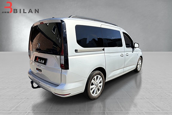 Volkswagen Caddy Maxi 11 of 30