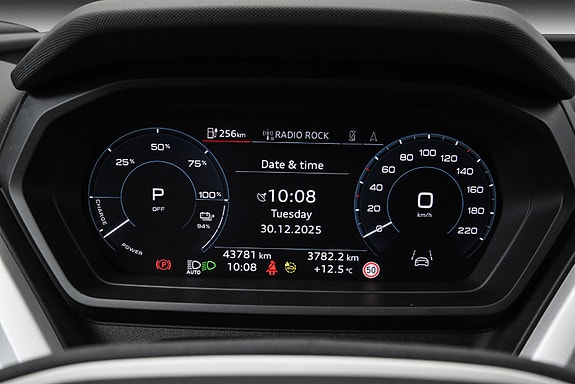Audi Q4 e-tron 11 of 19
