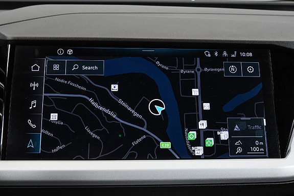 Audi Q4 e-tron 16 of 19