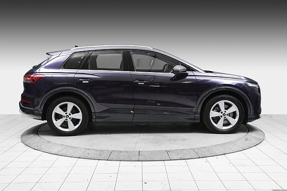 Audi Q4 e-tron 5 of 19