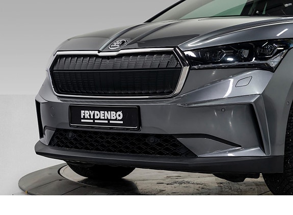 Skoda Enyaq 2 of 5