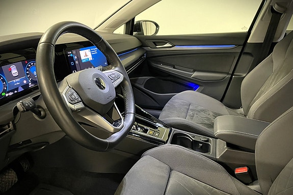 Volkswagen Golf VIII 9 of 21