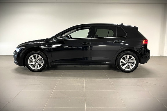 Volkswagen Golf VIII 6 of 21