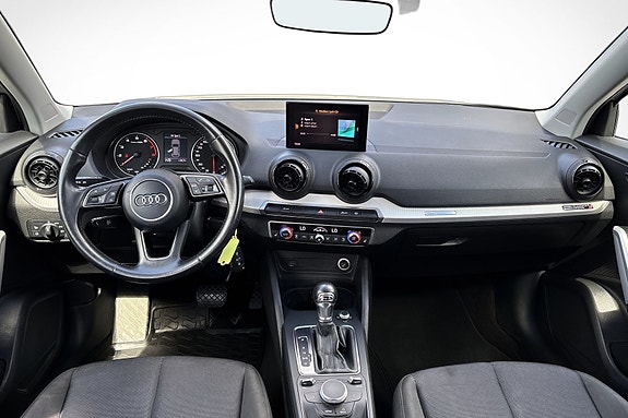 Audi Q2 26 of 30