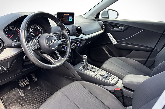 Audi Q2 19 of 30
