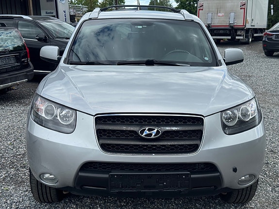 Hyundai Santa Fe 8 of 17