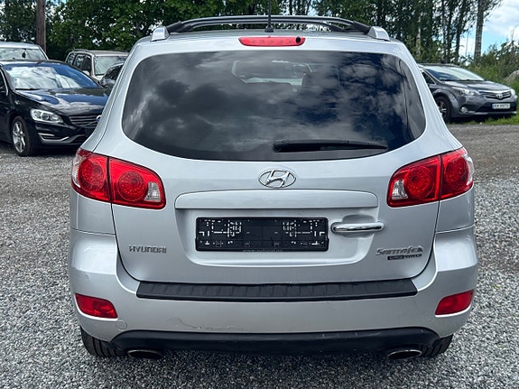 Hyundai Santa Fe 4 of 5