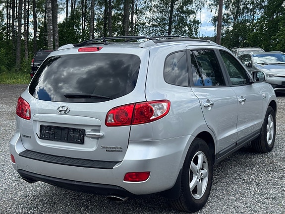 Hyundai Santa Fe 5 of 5
