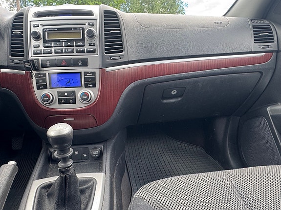 Hyundai Santa Fe 14 of 17