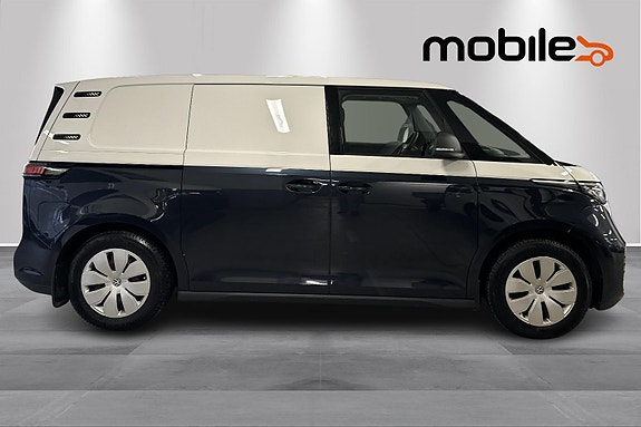 Volkswagen ID. Buzz 2 of 17