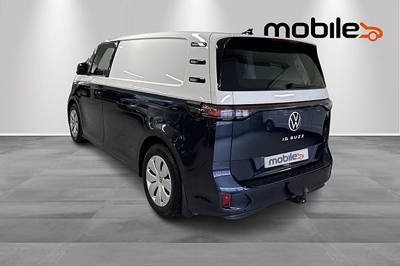 Volkswagen ID. Buzz 4 of 17