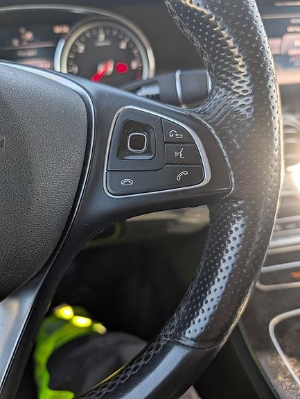 Mercedes-Benz E220 d 7 of 9