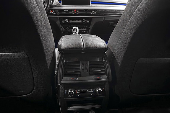 BMW X5 25 of 30