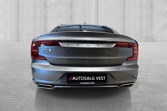 Volvo S90 4 of 5