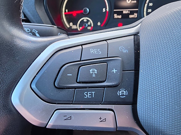 Volkswagen Caddy 13 of 25