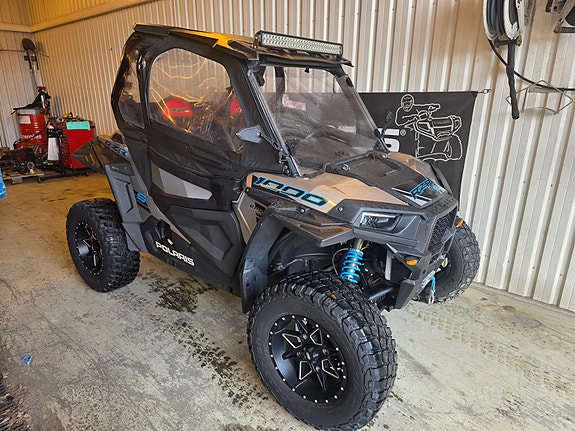 Polaris RZR S 1000